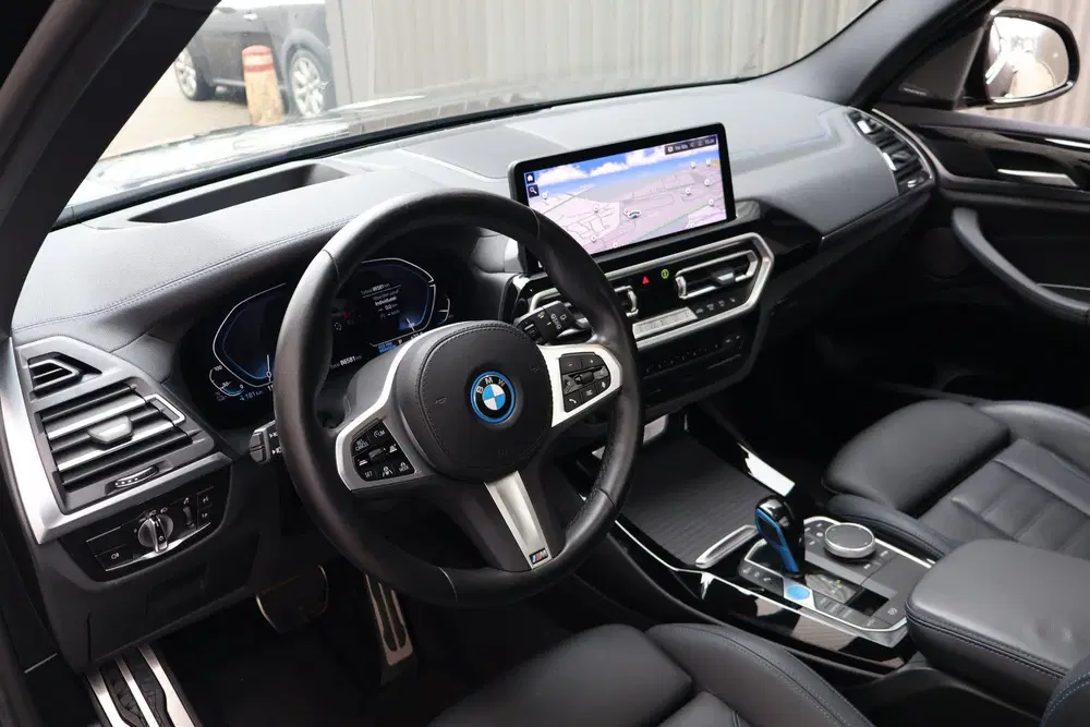 BMW iX3 High Executive uit 2022, foto 13