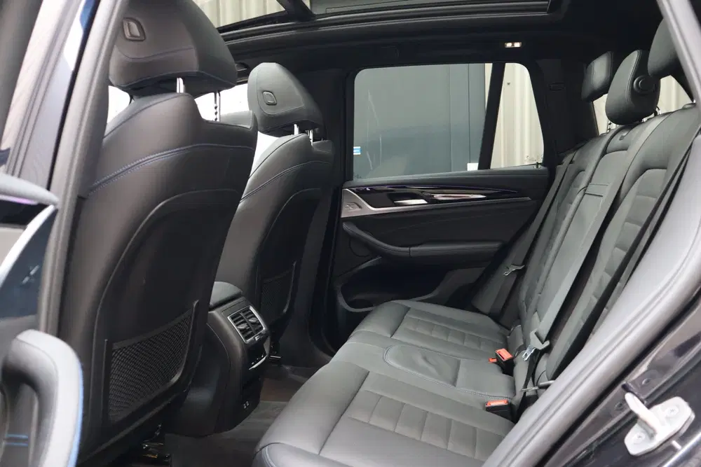 BMW iX3 High Executive uit 2022, foto 6