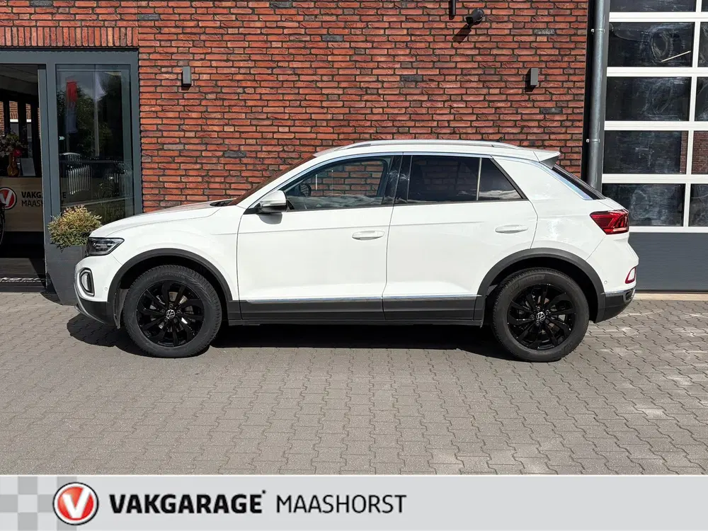 Volkswagen T-Roc 1.5 TSI Style Adapt.Cruise uit 2022, foto 2