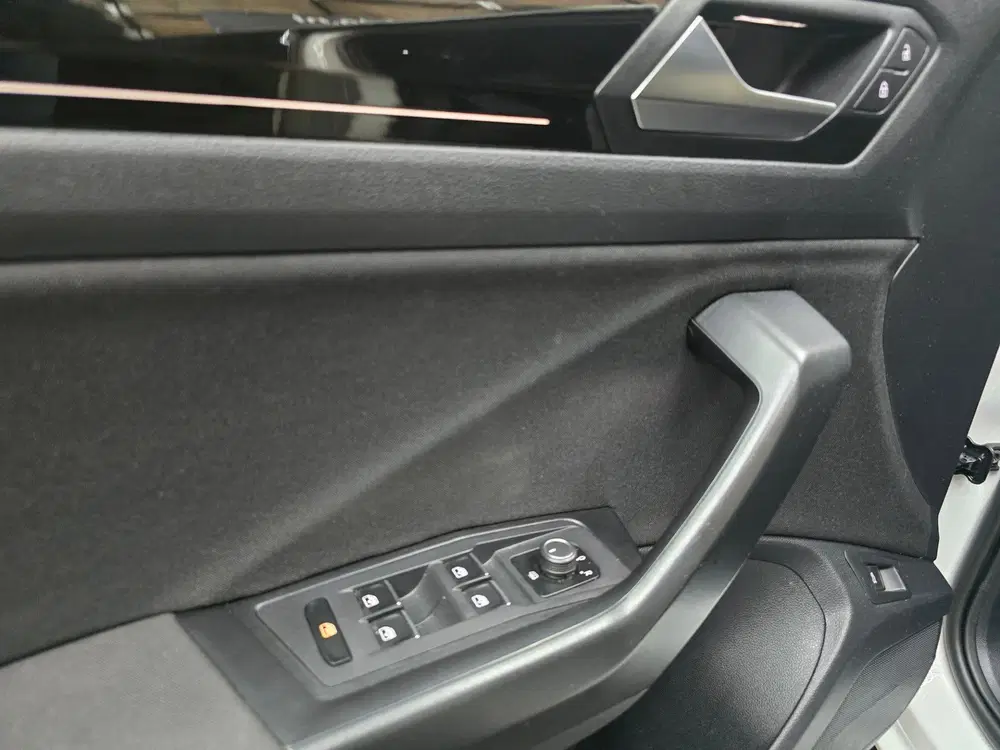 Volkswagen T-Roc 1.5 TSI Sport Navi VCP Clima Cruise Camera uit 2020, foto 4
