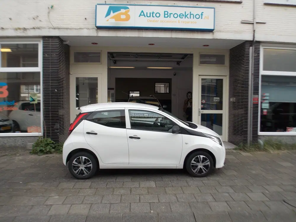 Toyota Aygo 1.0 VVT-i x-fun AIRCO 5 DEURS (bj 2019) uit 2019, foto 4
