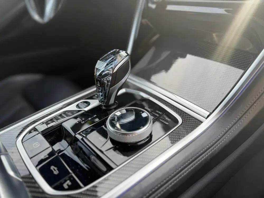 BMW 8-serie 840i xDrive High Executive M-SPORT uit 2021, foto 14