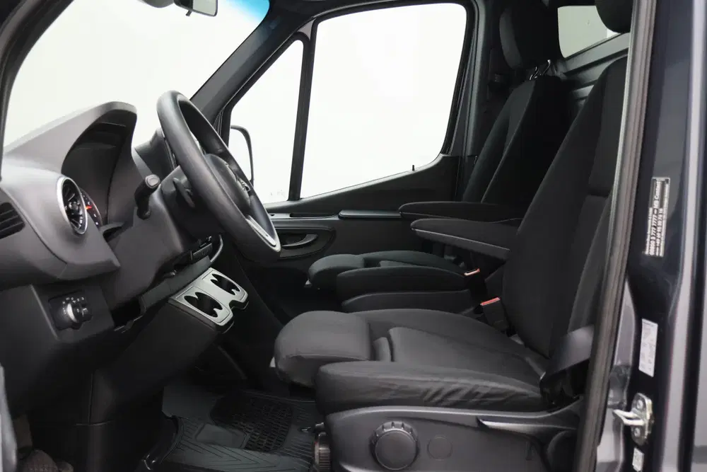 Mercedes-Benz Sprinter 519 3.0 CDI V6 AUT. L2H2 N1 Airco uit 2021, foto 11