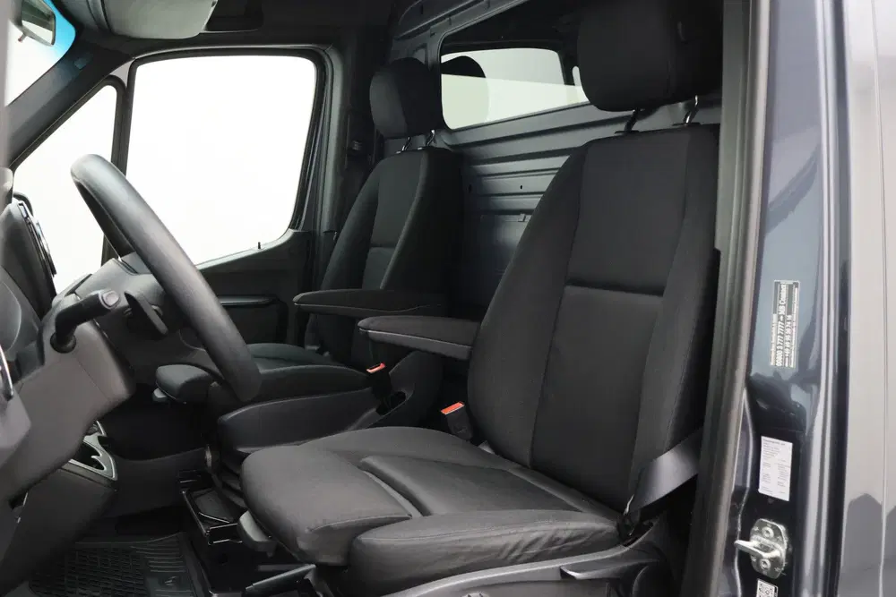 Mercedes-Benz Sprinter 519 3.0 CDI V6 AUT. L2H2 N1 Airco uit 2021, foto 9