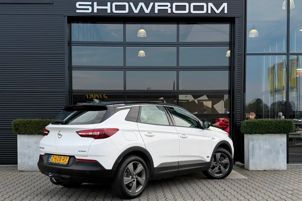 Opel Grandland 1.6 Turbo Hybrid Business Edition uit 2021, foto 6