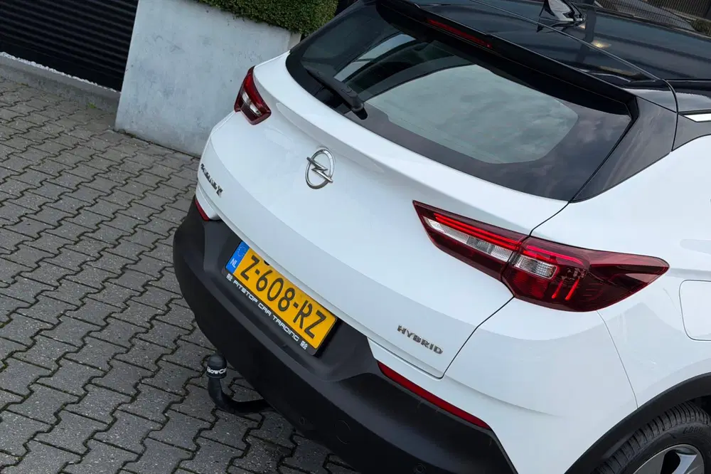 Opel Grandland 1.6 Turbo Hybrid Business Edition uit 2021, foto 8