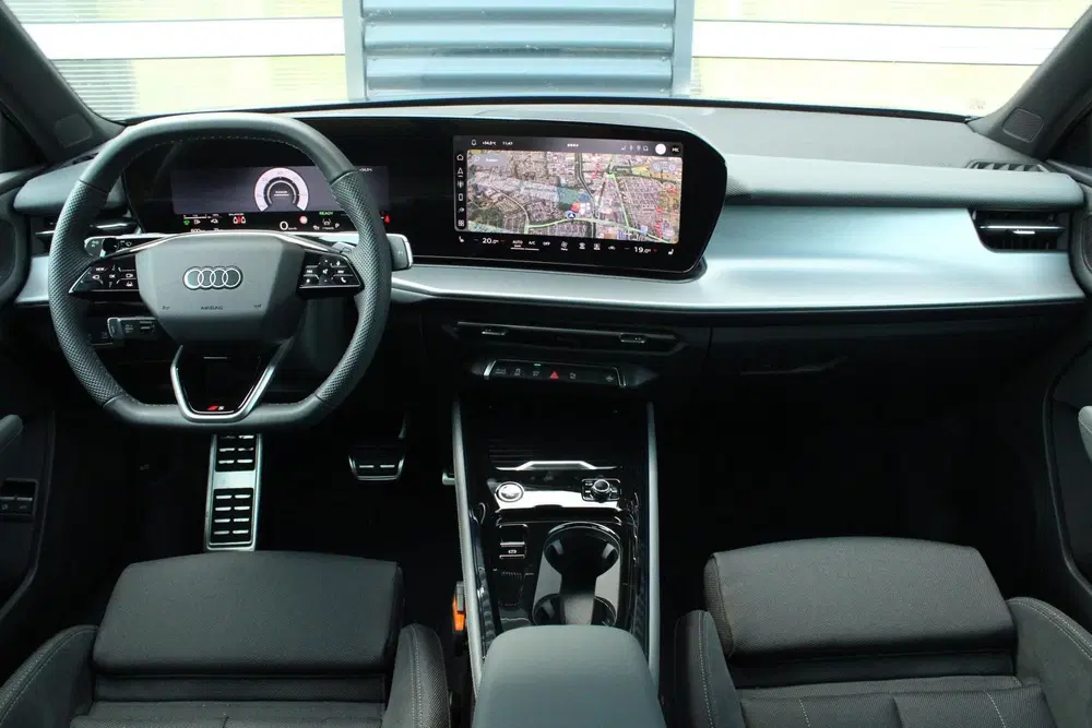 Audi Q3 1.5 e-hybrid 272pk S edition uit 2026, foto 5