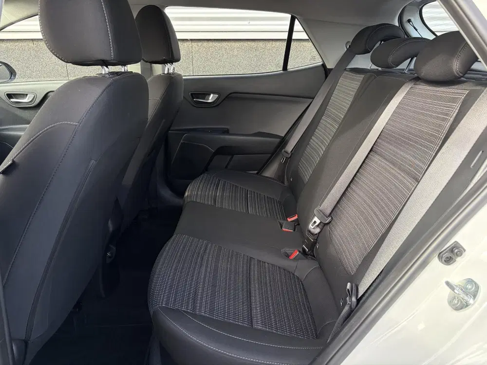 Kia Stonic 1.0 T-GDi MHEV DynamicLine NL-auto uit 2025, foto 8