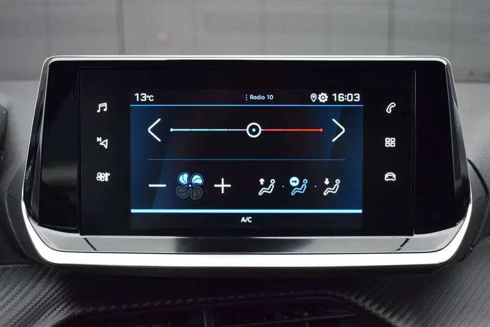 Peugeot 208 1.2 Puretech Style LED uit 2023, foto 10