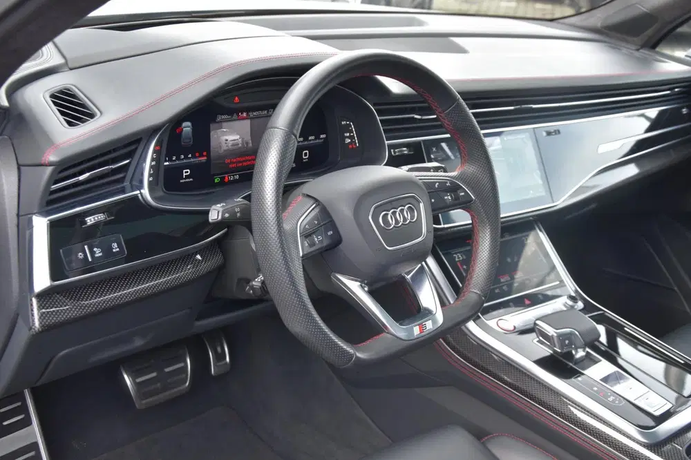Audi SQ7 435PK uit 2019, foto 14