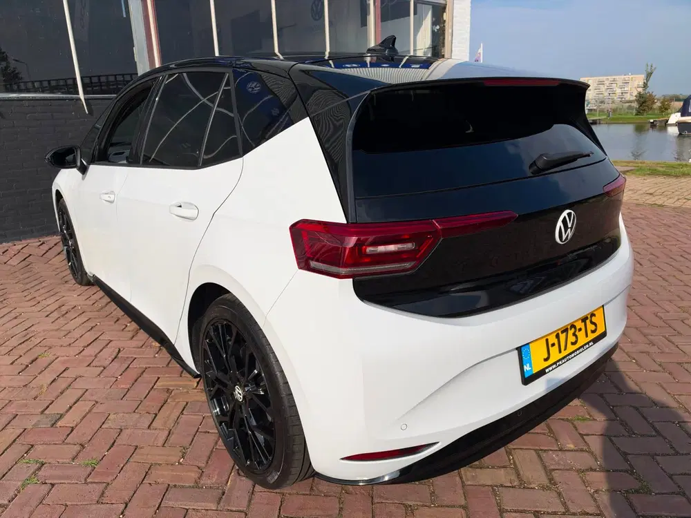 Volkswagen ID.3 First Max 58 kWh *PANODAK+LANE ASSIST+CAME uit 2020, foto 6