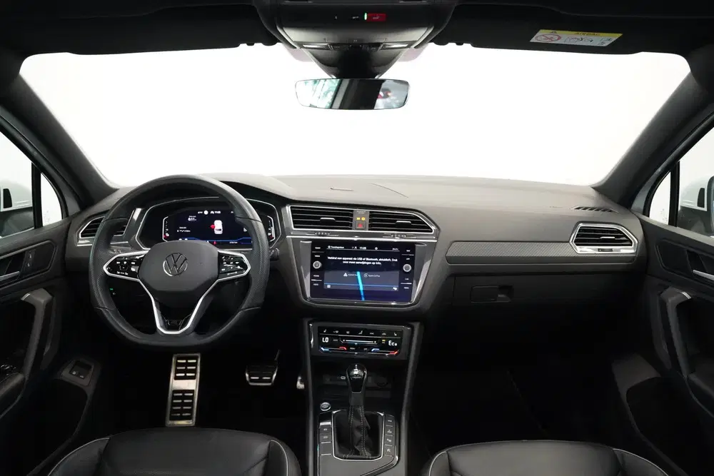 Volkswagen Tiguan 1.4 TSI eHybrid R-Line Business Panoramada uit 2024, foto 5