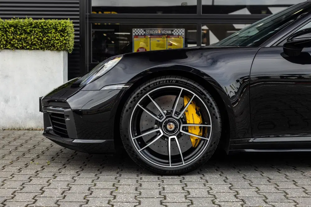 Porsche 911 992 3.8 Turbo S uit 2021, foto 15