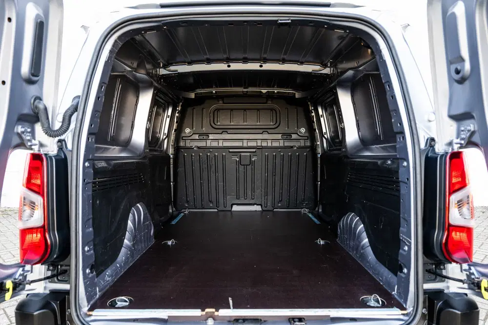 Opel Combo 1.2 Turbo 110pk L2 Innovation 2x Schuifdeu uit 2021, foto 10