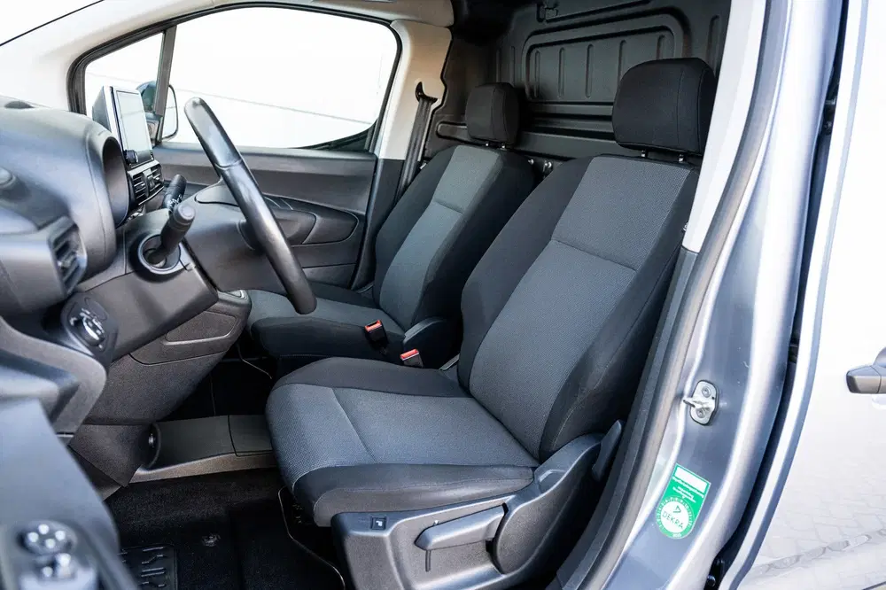Opel Combo 1.2 Turbo 110pk L2 Innovation 2x Schuifdeu uit 2021, foto 4