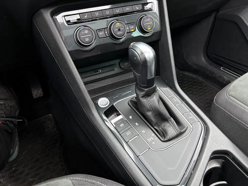Volkswagen Tiguan 1.5 TSI ACT R-Line uit 2020, foto 14