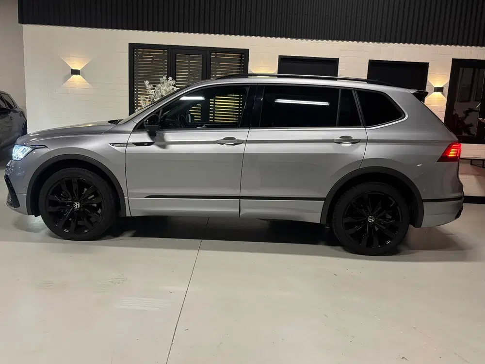 Volkswagen Tiguan Allspace 2.0 TSI 4Motion R-line 7.p uit 2022, foto 8