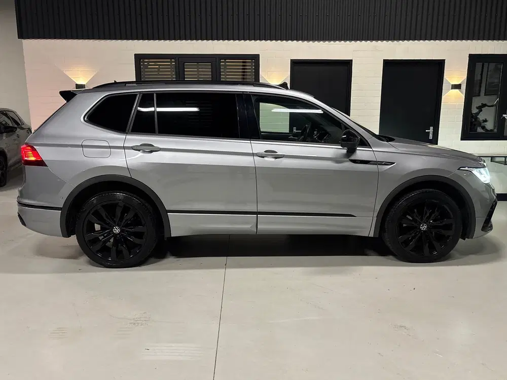 Volkswagen Tiguan Allspace 2.0 TSI 4Motion R-line 7.p uit 2022, foto 9