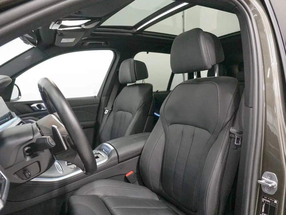 BMW X5 xDrive45e M-Sport uit 2022, foto 12