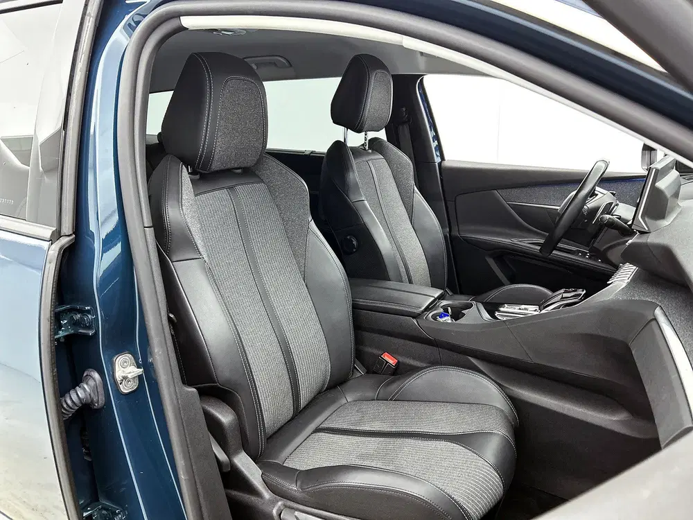 Peugeot 5008 1.2 PureTech Allure uit 2021, foto 5