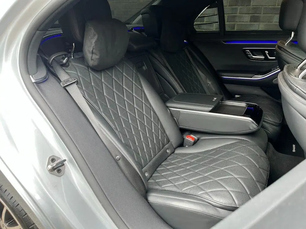 Mercedes-Benz S-Klasse 400D 4MATIC AMG LINE uit 2021, foto 14