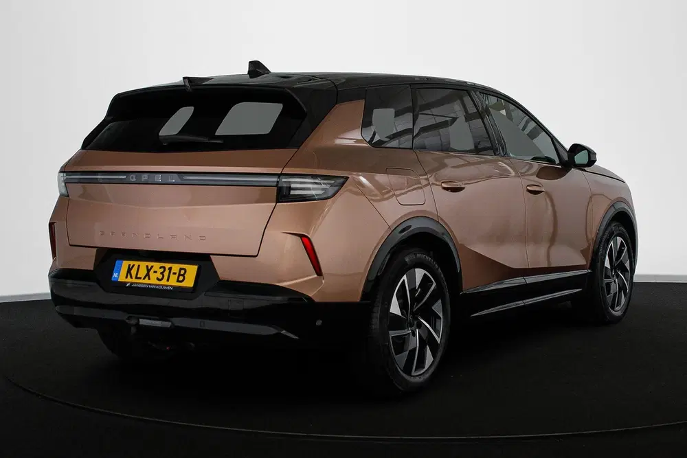 Opel Grandland 1.6 Turbo Plug-in-Hybrid GS Pano Nappa Led uit 2026, foto 3
