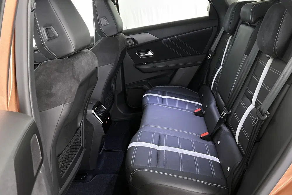 Opel Grandland 1.6 Turbo Plug-in-Hybrid GS Pano Nappa Led uit 2026, foto 9