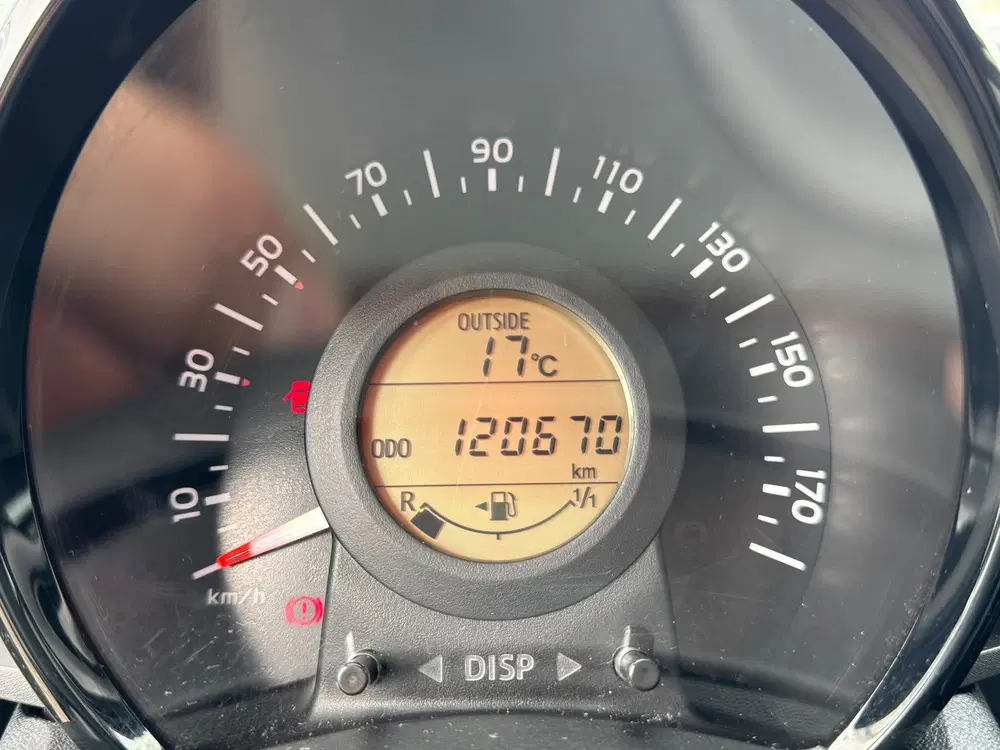 Peugeot 108 1.0 e-VTi Allure uit 2021, foto 14