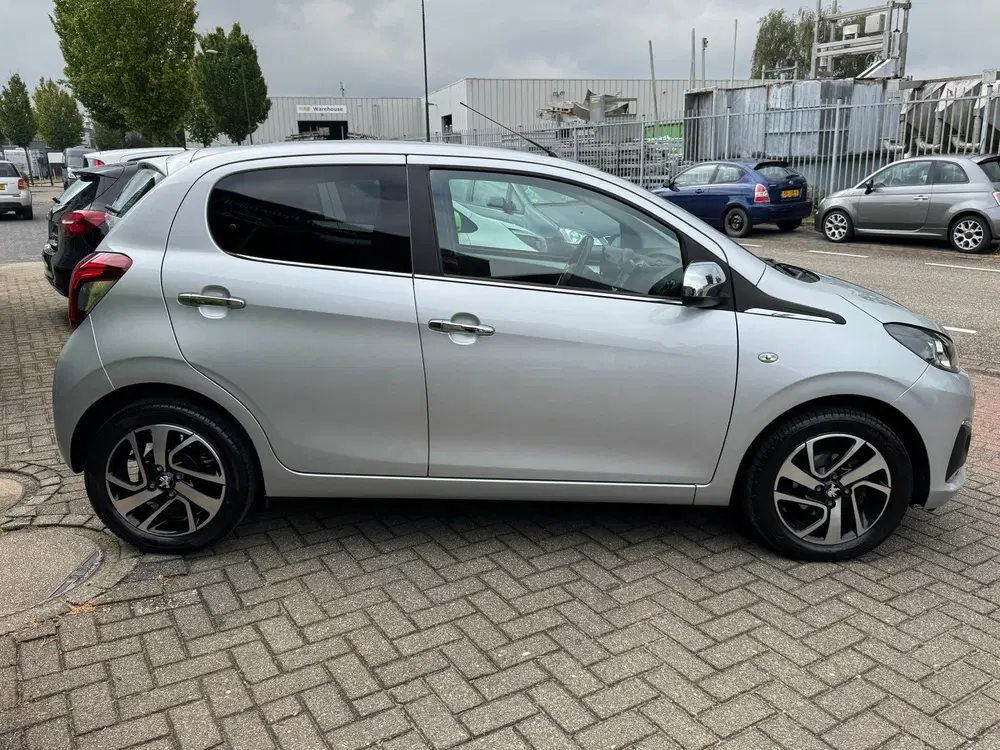 Peugeot 108 1.0 e-VTi Allure uit 2021, foto 4