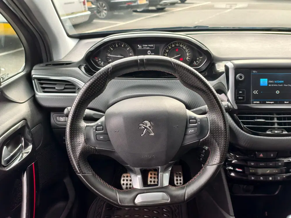 Peugeot 208 1.2 PureTech Allure uit 2019, foto 11