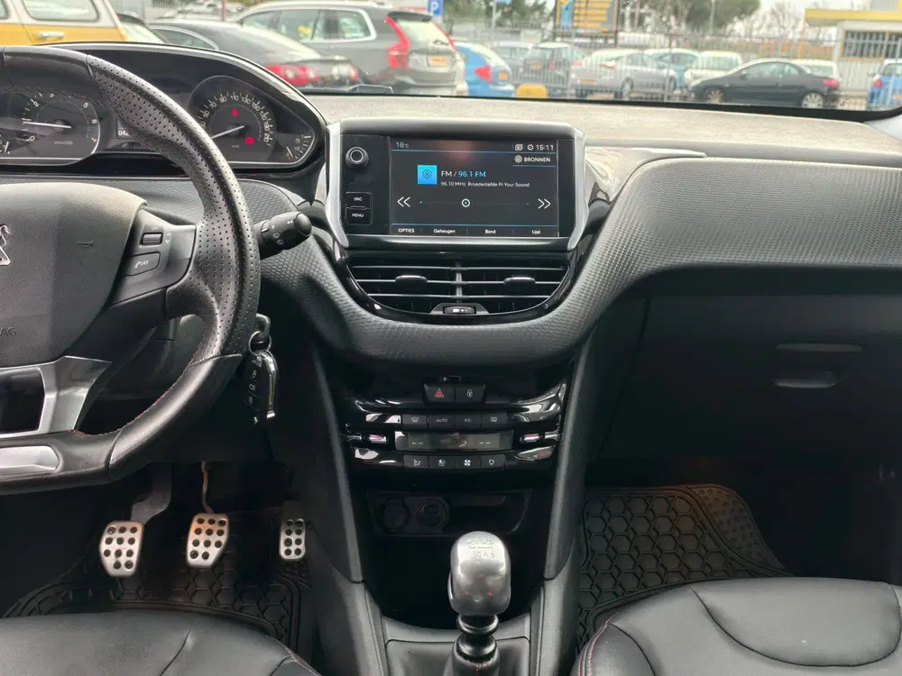 Peugeot 208 1.2 PureTech Allure uit 2019, foto 12