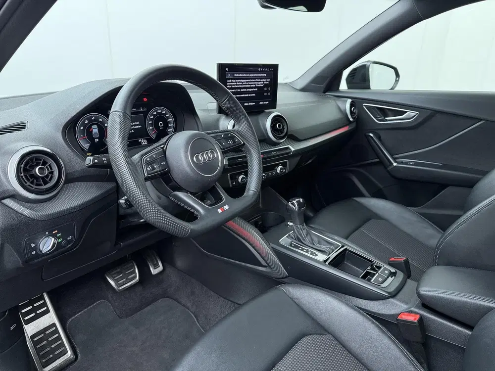 Audi Q2 35 TFSI S Edition uit 2025, foto 6