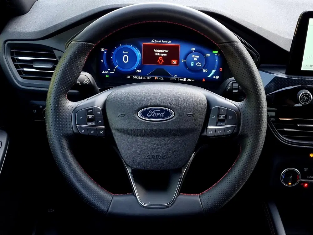 Ford Kuga 2.5 PHEV ST-Line uit 2024, foto 10