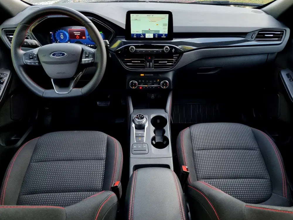 Ford Kuga 2.5 PHEV ST-Line uit 2024, foto 2