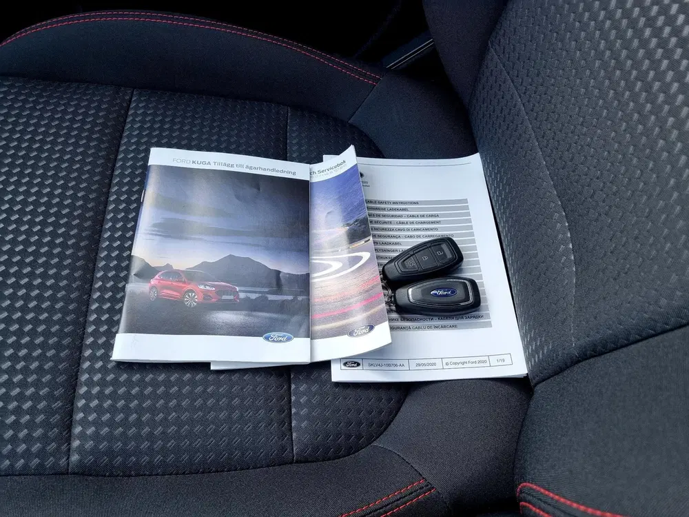 Ford Kuga 2.5 PHEV ST-Line uit 2024, foto 6