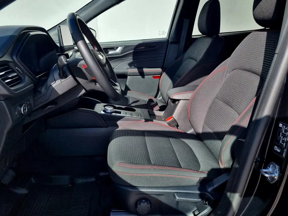 Ford Kuga 2.5 PHEV ST-Line uit 2024, foto 7