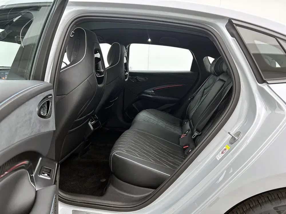BYD Seal Business RWD 61.4 kWh uit 2026, foto 9