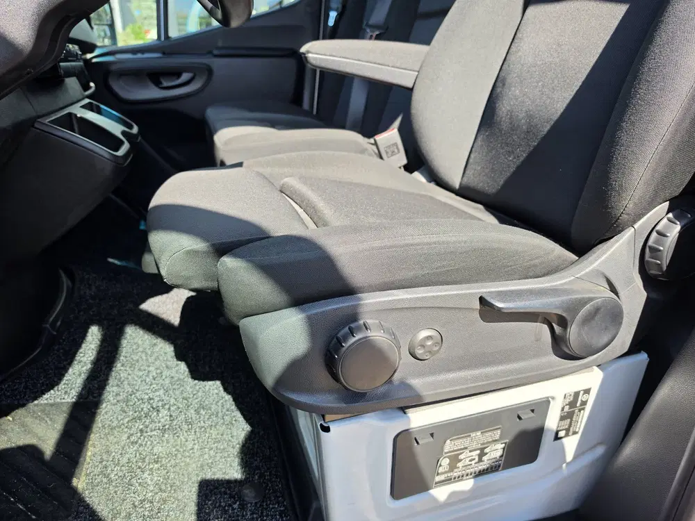 Mercedes-Benz Sprinter 317 CDI L2-H1 RWD Automaat * 3 uit 2024, foto 12