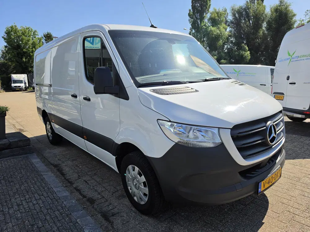 Mercedes-Benz Sprinter 317 CDI L2-H1 RWD Automaat * 3 uit 2024, foto 3