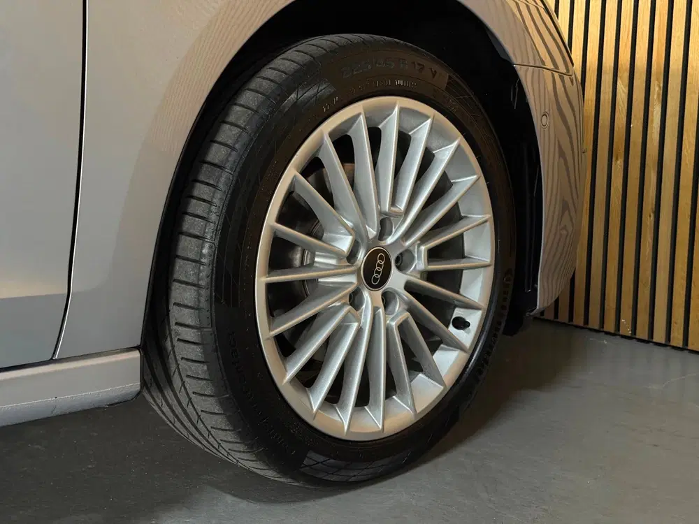 Audi A3 35 TFSI Advanced edition PANORAMADAK uit 2023, foto 8