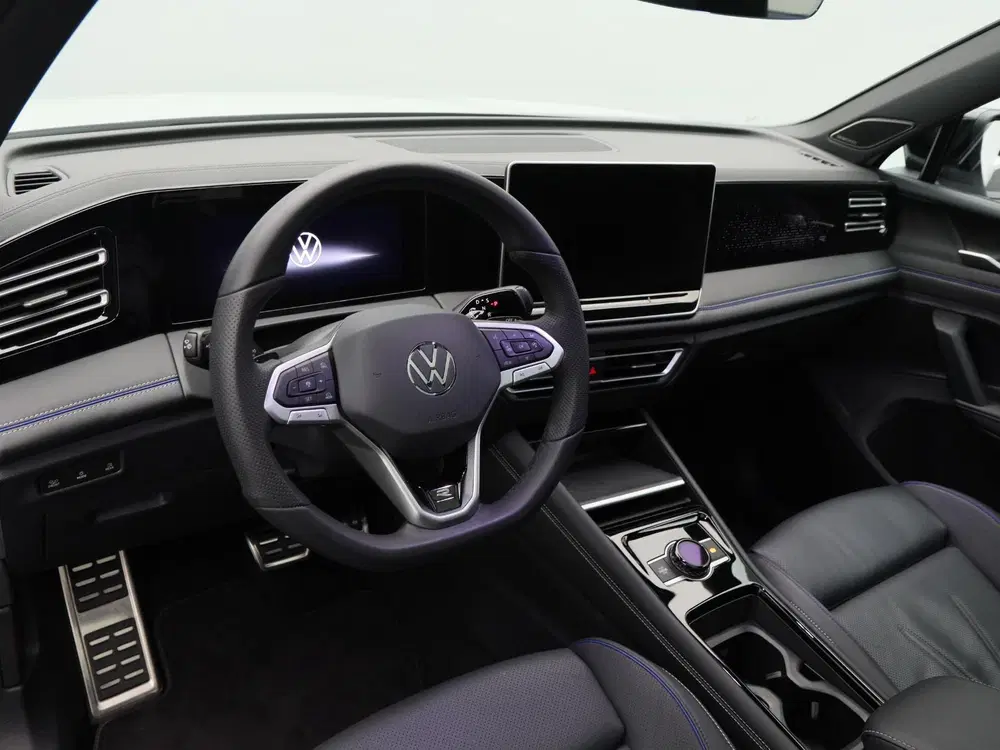 Volkswagen Tiguan 1.5 eHybrid 272 Pk Automaat R-Line Edition uit 2025, foto 3