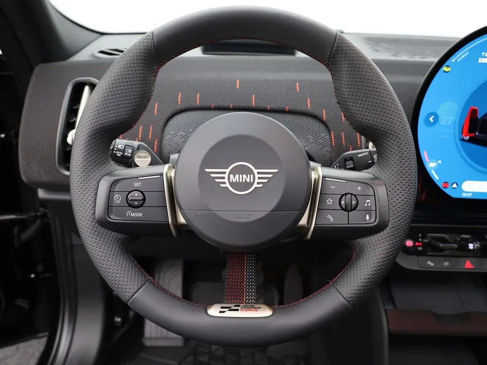 Mini Countryman E John Cooper Works L 66.5 kWh uit 2025, foto 8