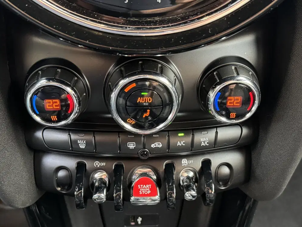 Mini One 1.5 One Climate Control Led Navi Carplay uit 2022, foto 15