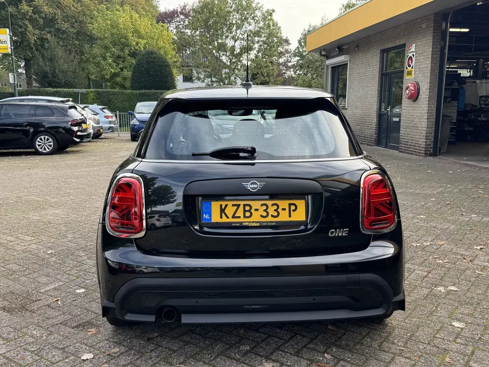 Mini One 1.5 One Climate Control Led Navi Carplay uit 2022, foto 5