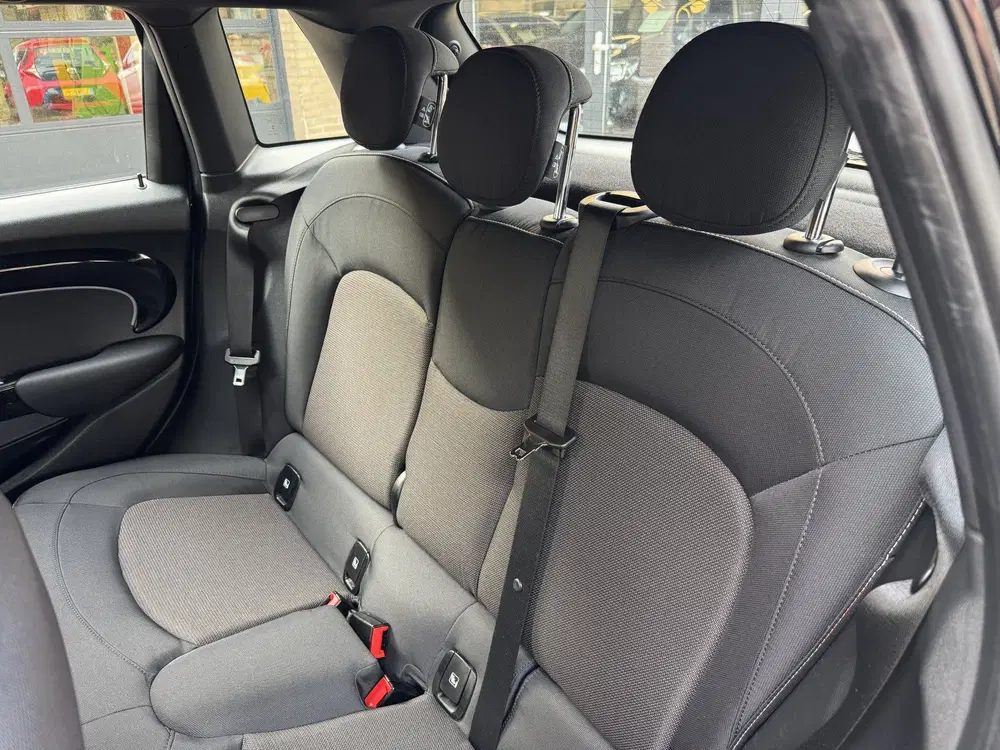Mini One 1.5 One Climate Control Led Navi Carplay uit 2022, foto 7