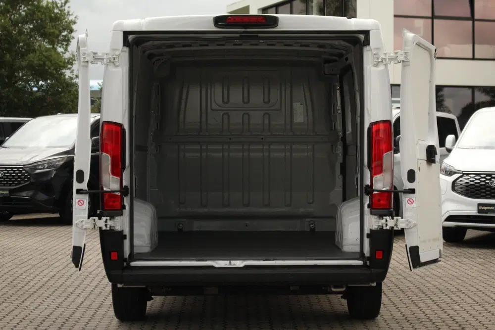 Opel Movano 140pk L1H1 3.5t uit 2024, foto 8