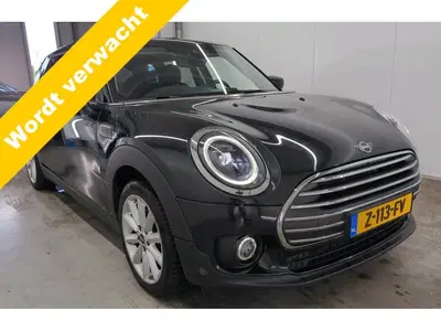 Mini Clubman 1.5 Cooper Automaat 136 pk Business Editio uit 2024