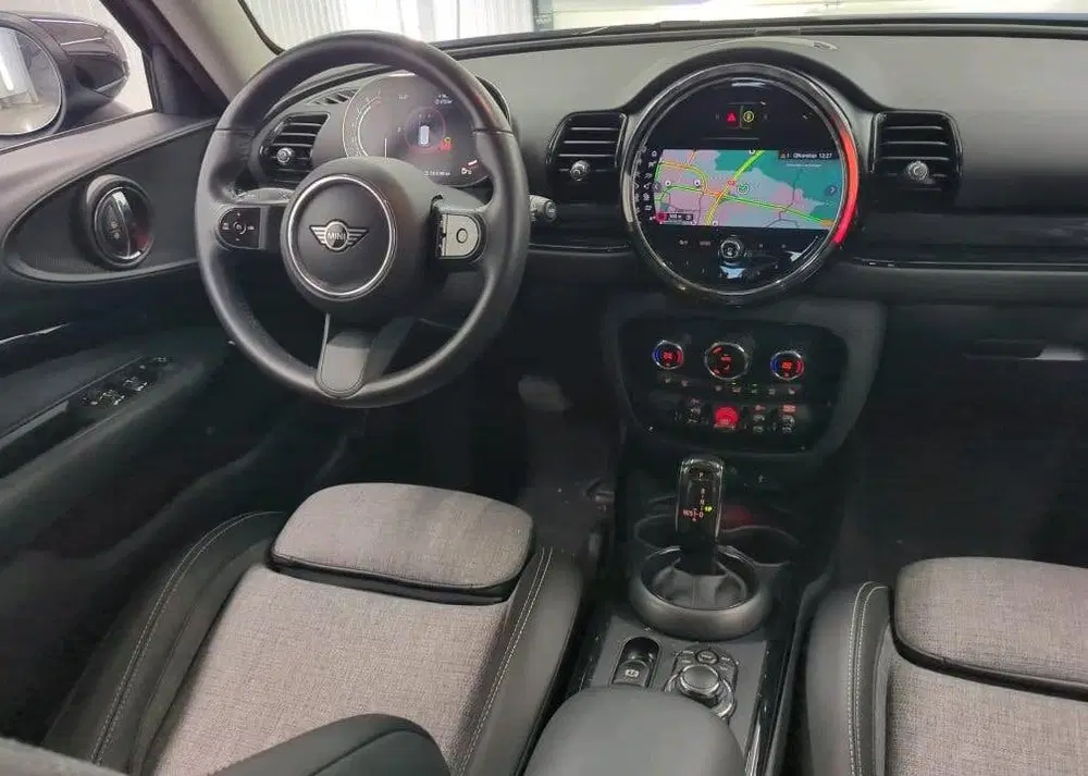 Mini Clubman 1.5 Cooper Automaat 136 pk Business Editio uit 2024, foto 6