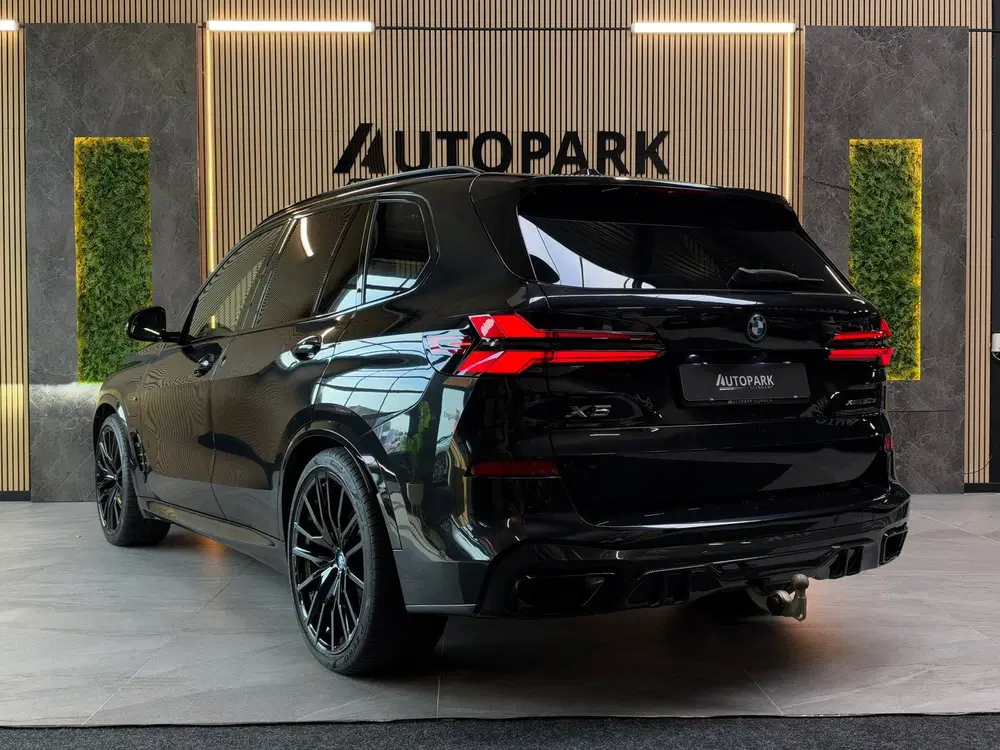 BMW X5 XDrive50e M-SPORT uit 2023, foto 3
