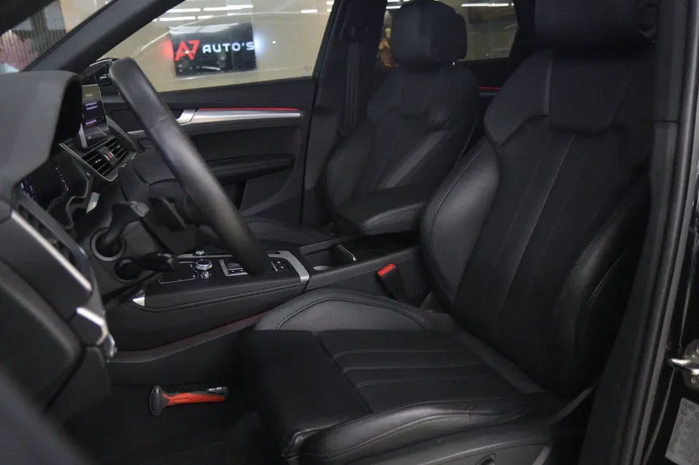 Audi Q5 55 TFSI e quattro Competition uit 2019, foto 12